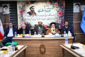 موسوی اصفهانی: وحدت حوزه و دانشگاه باید به نتیجه عملی برسد