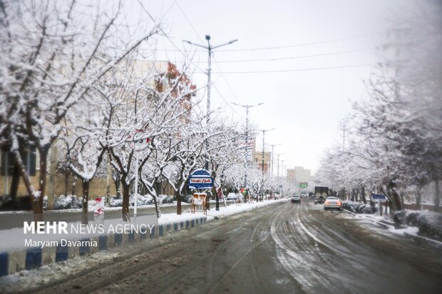 هواشناسی: بارش باران و برف از بعدازظهر یکشنبه آغاز می‌شود