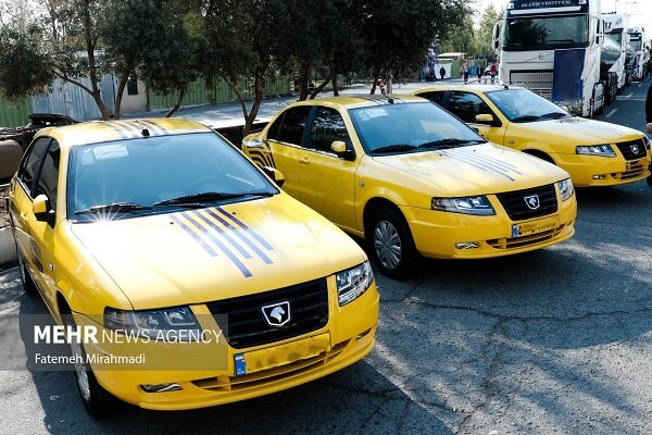 تاکسیداران پیشکسوت و خوش‌نام ملارد تجلیل شدند