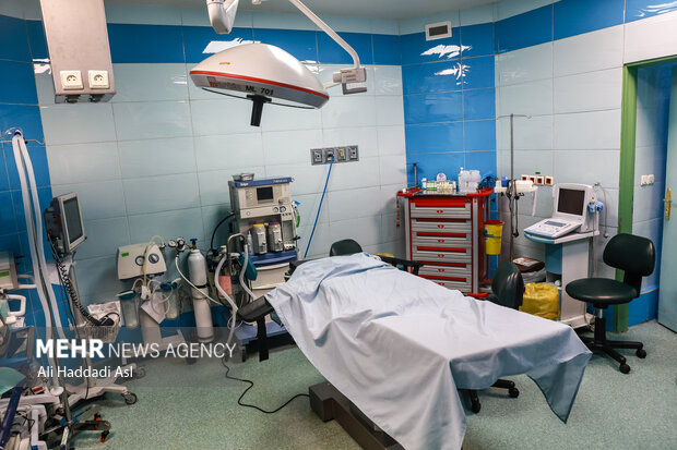 اتاق عمل های مرکز در شرایطی کاملا ایزوله قرار دارد که در صورت نیاز صاحب جنین، مورد استفاده و کشت گذاری شود