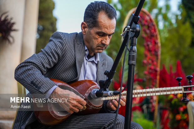 شب یلدا در آرامگاه حافظ