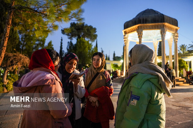 شب یلدا در آرامگاه حافظ