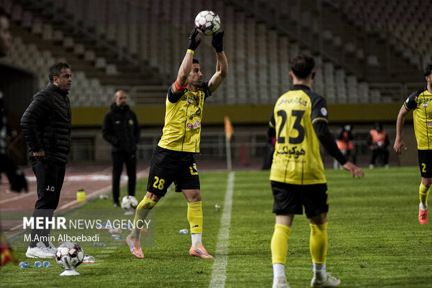 جام حذفی فوتبال ایران ؛ سپاهان اصفهان و خیبر خرم آباد