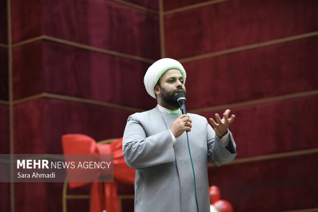 شب یلدای بیماران سرطانی در کنار خادمان امام رضا(ع)