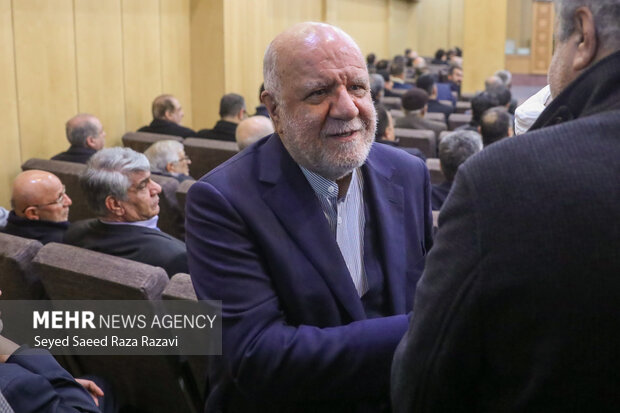 مراسم ختم اشرف بروجردی در تهران