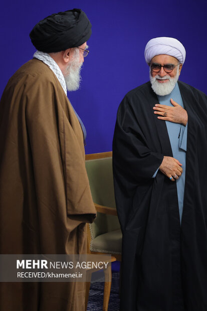 دیدار اعضای ستاد برگزاری کنگره بزرگداشت آیت‌الله العظمی میلانی با رهبر معظم انقلاب اسلامی