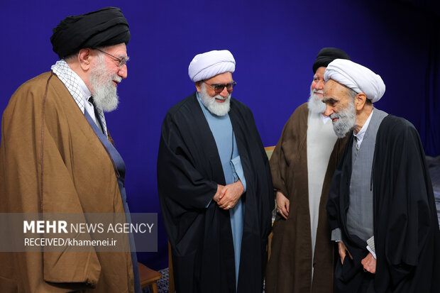 دیدار اعضای ستاد برگزاری کنگره بزرگداشت آیت‌الله العظمی میلانی با رهبر معظم انقلاب اسلامی