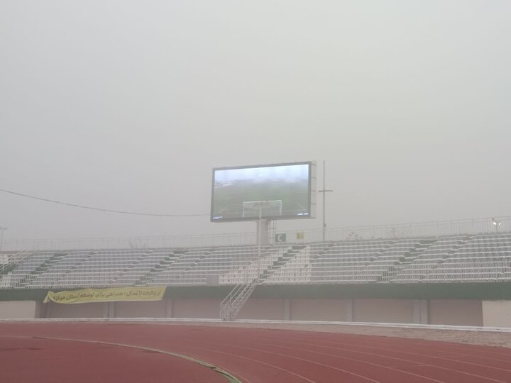 بازی آلومینیوم- ملوان به دلیل مه شدید در اراک لغو شد