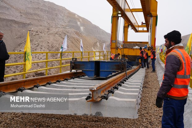 سفر وزیر راه و شهر سازی به اردبیل