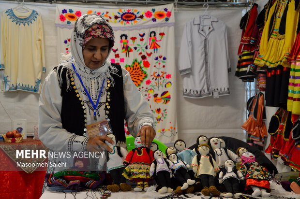 نمایشگاه صنایع دستی بندرعباس