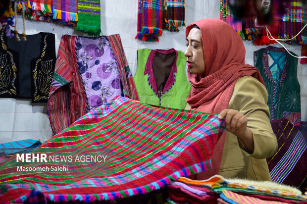 نمایشگاه صنایع دستی بندرعباس