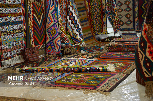 نمایشگاه صنایع دستی بندرعباس