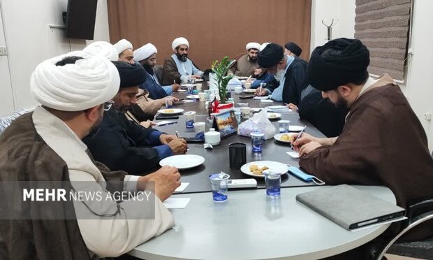 قادری:  اعتکاف تخصصی دانش‌آموزی در بوشهر برگزار می‌شود