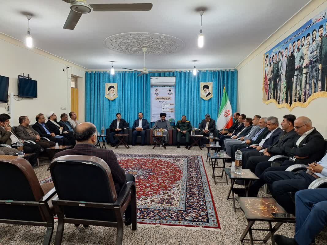 امام جمعه گناوه: حماسه نهم دی باید برای نسل جوان تبیین شود