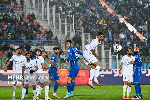 لیگ برتر فوتبال - استقلال  و گل گهر