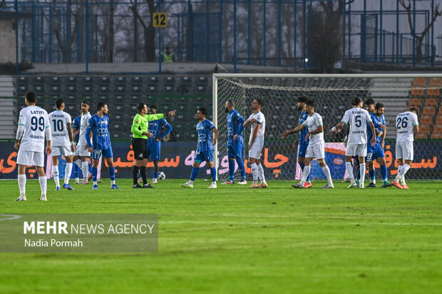 لیگ برتر فوتبال - استقلال  و گل گهر