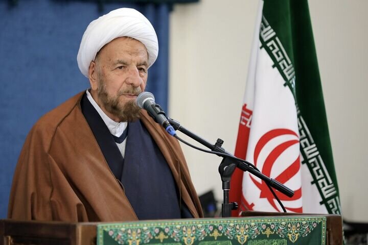 وحدت شیعه و سنی دستور قرآنی است