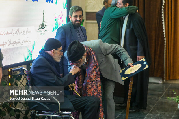 آیین تجلیل از  اساتید و پیشکسوتان مداحی شهر تهران
