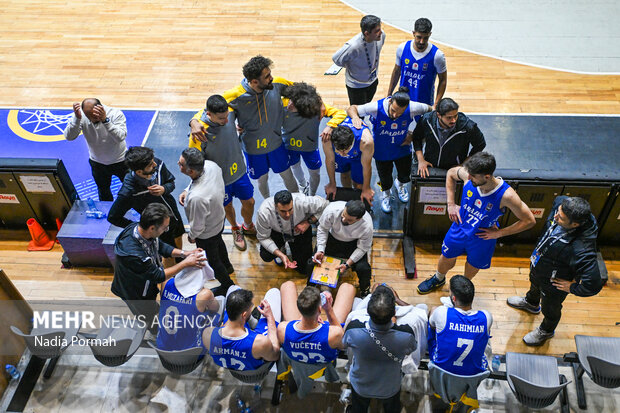 لیگ برتر بسکتبال - استقلال و پالایش نفت