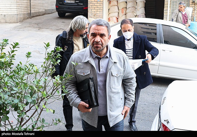 احمد محمود زاده،  معاون وزیر آموزش و پرورش، رئیس سازمان مدارس و مراکز غیر دولتی و توسعه مشارکت های مردمی