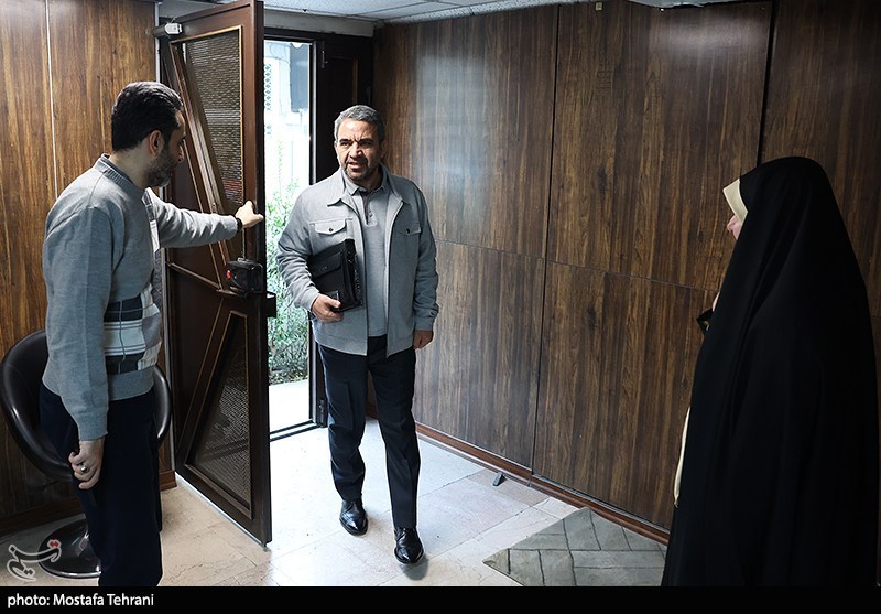 احمد محمود زاده،  معاون وزیر آموزش و پرورش، رئیس سازمان مدارس و مراکز غیر دولتی و توسعه مشارکت های مردمی