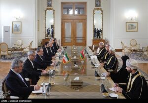 تاکید ایران و عمان بر همکاری کشورها جهت امنیت در منطقه