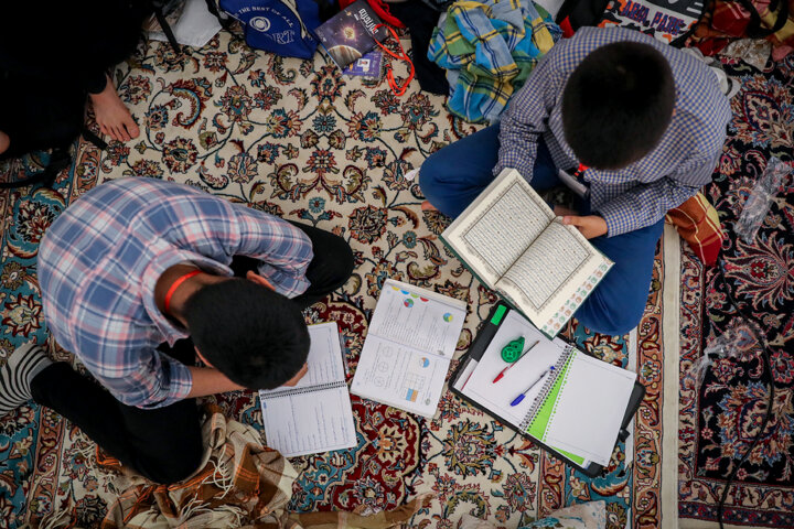 خلوت عاشقانه نسل زد