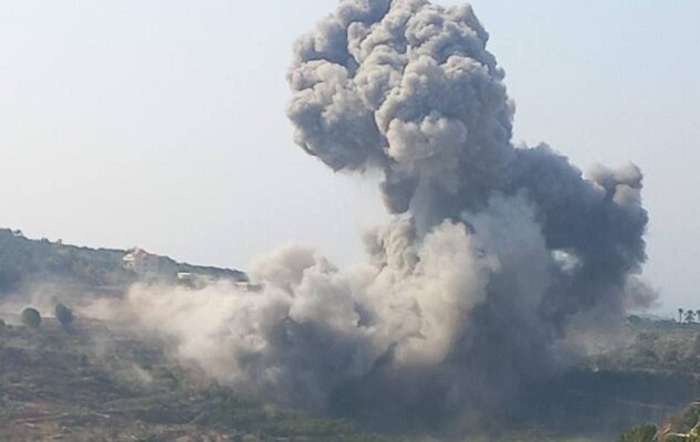 بمب‌هایی که بر خاطره‌ها افتادند؛ روایت مردم عنا از روزهای آتش و آهن