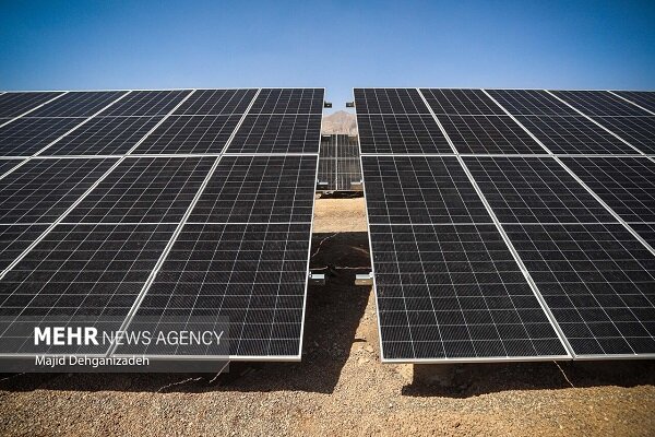 رونمایی از اینورتر خورشیدی ۲۵۰ کیلوواتی