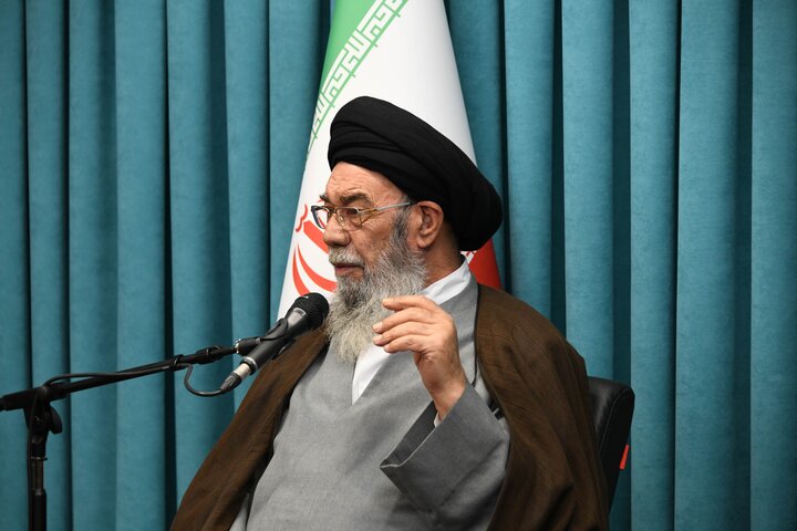 امام‌جمعه اصفهان بر جریان‌سازی جهانی شبکه خادم‌یاران رضوی تأکید کرد