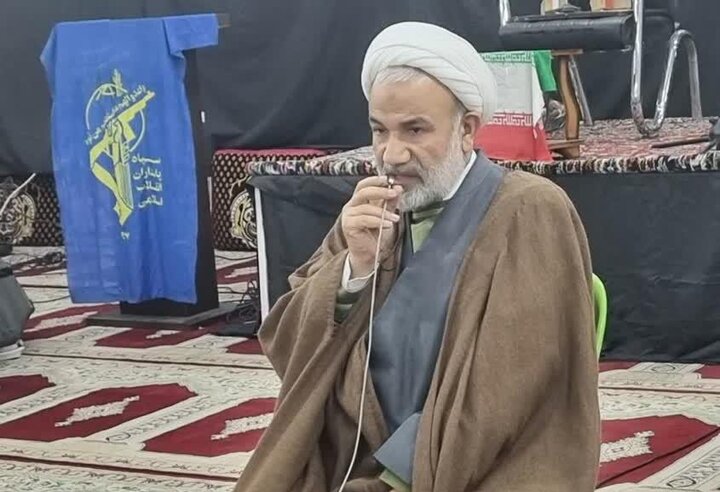 امام جمعه دشتستان: اعتکاف مدرسه‌ای برای تربیت دل‌ها و تقویت ایمان است