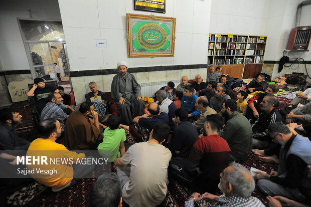 مراسم معنوی اعتکاف در همدان