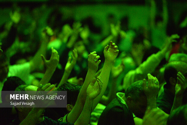 مراسم معنوی اعتکاف در همدان