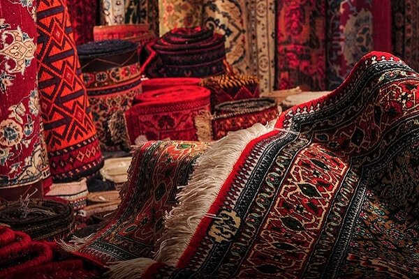 فرش تبریز در گردنه سخت صادرات