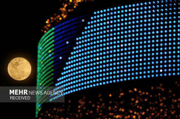 ماه گرگ، اولین ابرماه سال ۲۰۲۶