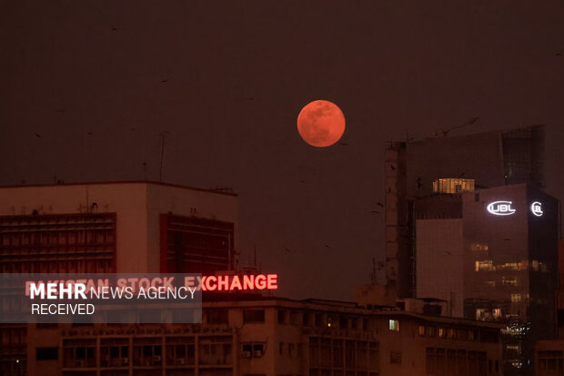 ماه گرگ، اولین ابرماه سال ۲۰۲۶