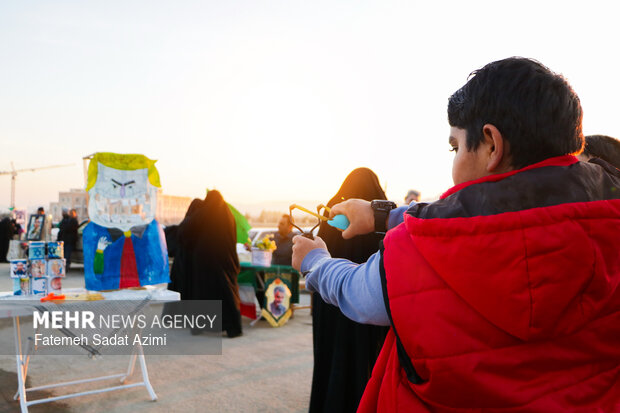 پیاده‌روی خانوادگی به یاد سردار دل‌ها در قم
