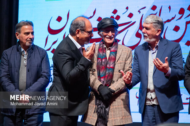 اختتامیه هشتمین دوسالانه خوشنویسی در قزوین