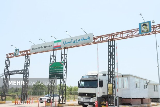 مرادی: یک میلیون تن کالا از مرزهای گیلان ترانزیت شد
